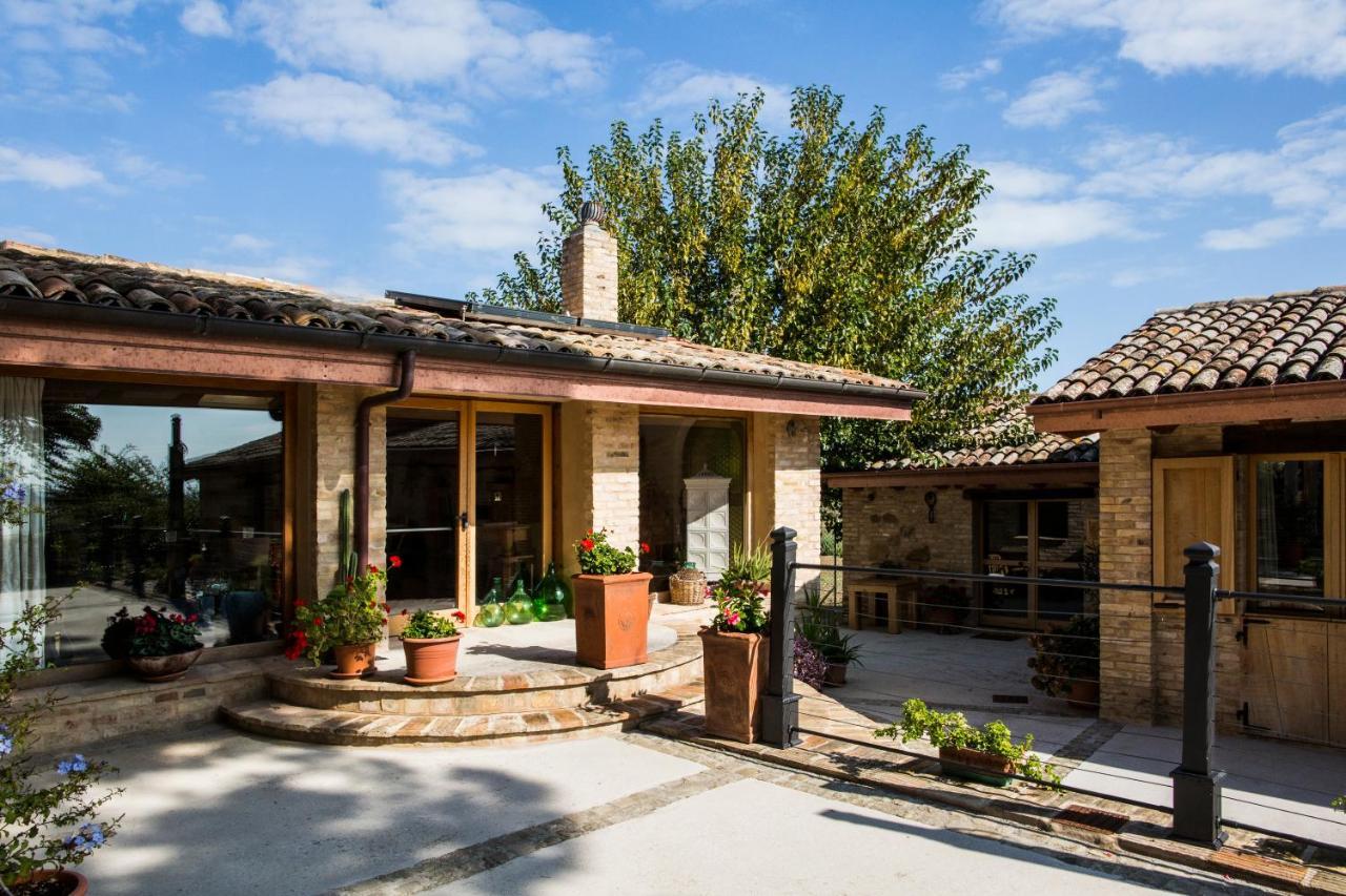 B&B Il Cavallino Civitanova Alta Dış mekan fotoğraf